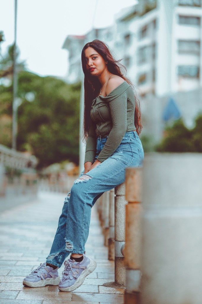 Jean Alma Regular large